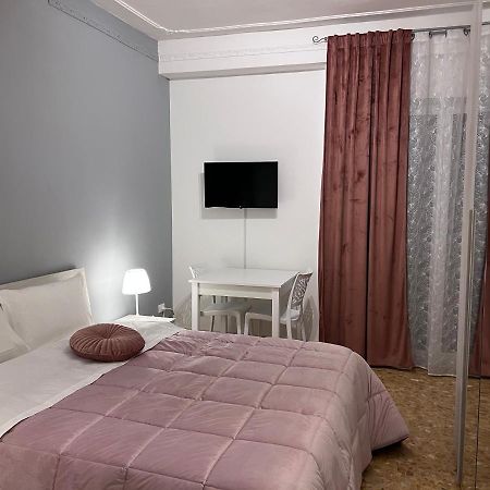 Bed and Breakfast Residenze Unita D'Italia Барі Екстер'єр фото